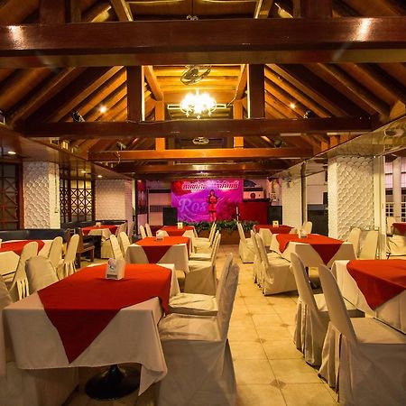 Roseinn Hotel Taphanhin Taphan Hin Esterno foto