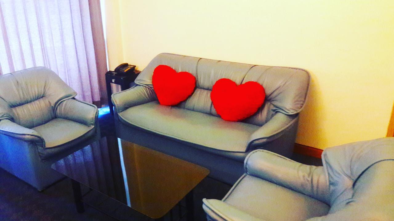 Roseinn Hotel Taphanhin Taphan Hin Esterno foto