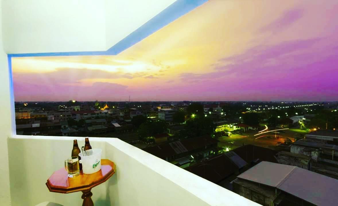 Roseinn Hotel Taphanhin Taphan Hin Esterno foto